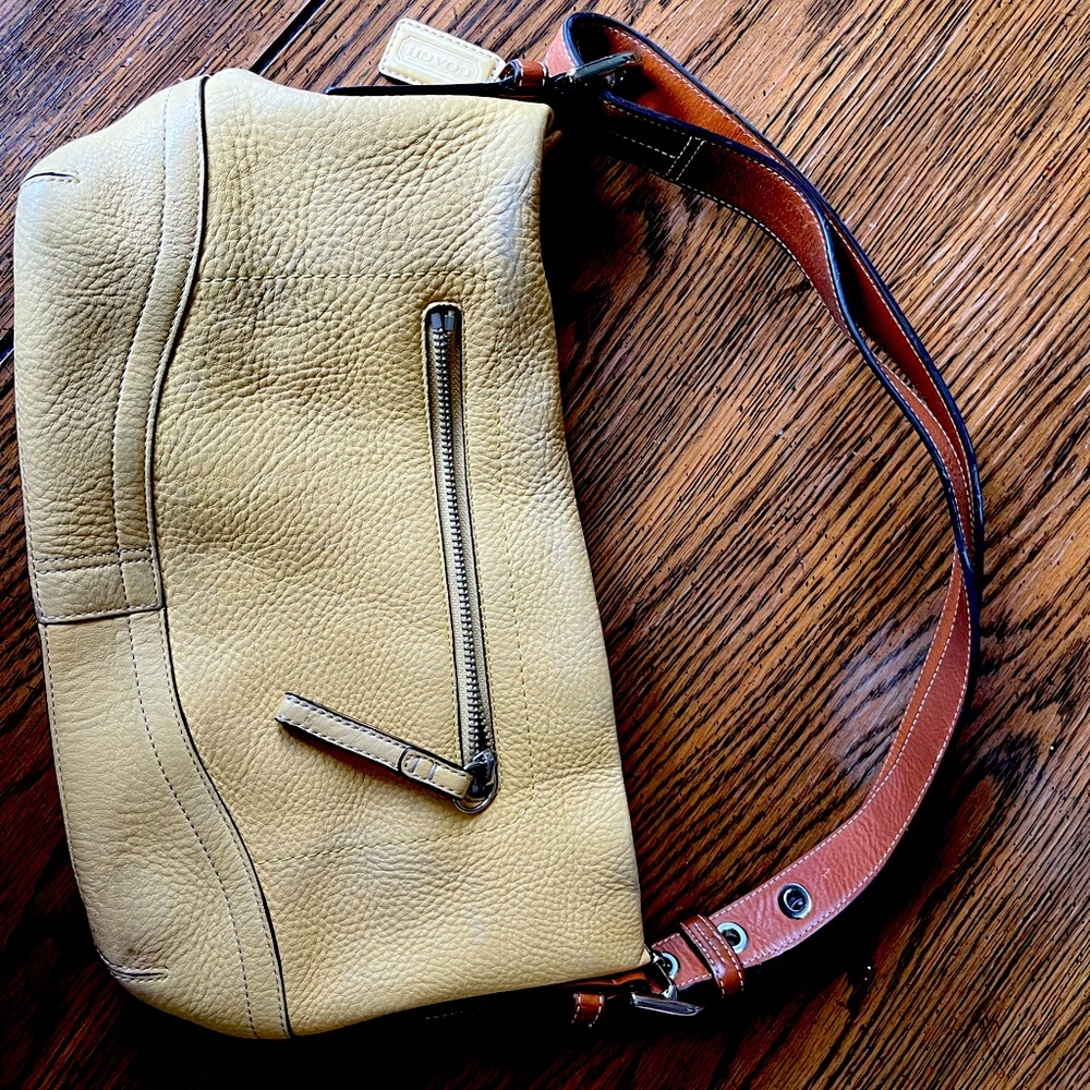 COACH hand bag.